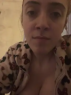 Snapshot of lilocababy chatting on April 2026 09:15:02 PM lilocababy online show from April 2026 09:15:02 PM