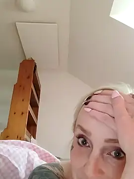 LadyFontaine online show from April 2026 05:46:01 AM