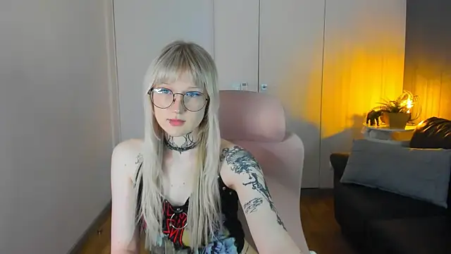  Yummi online show from May 2026 06:07:02 PM