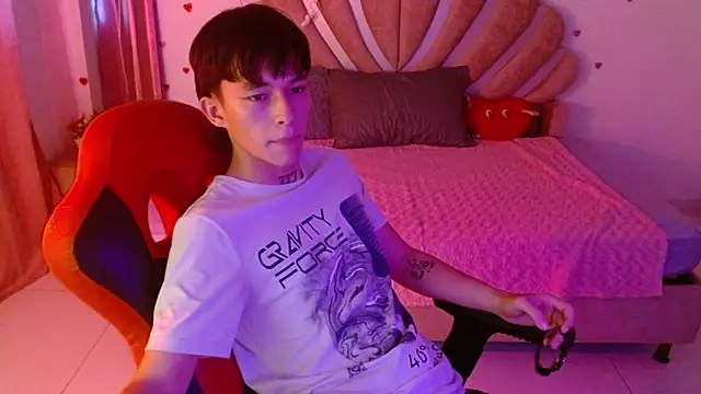 Snapshot of Marco_fox723 chatting on April 2026 07:58:02 PM Marco fox723 online show from April 2026 07:58:02 PM