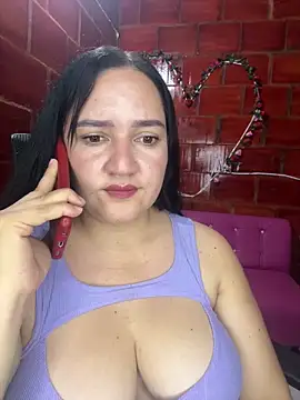 Snapshot of Fresita-12 chatting on June 2026 06:23:01 AM Fresita-12 online show from June 2026 06:23:01 AM