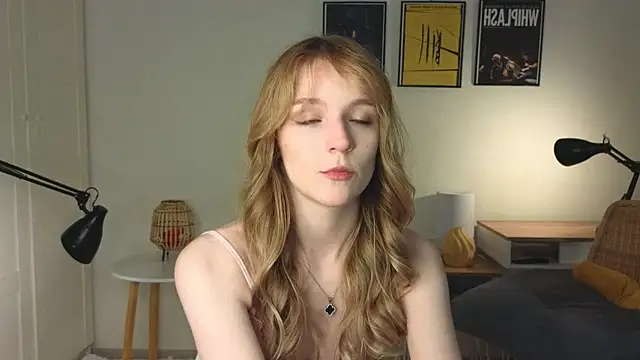 Snapshot of baeyoda chatting on April 2026 04:11:02 PM baeyoda online show from April 2026 04:11:02 PM