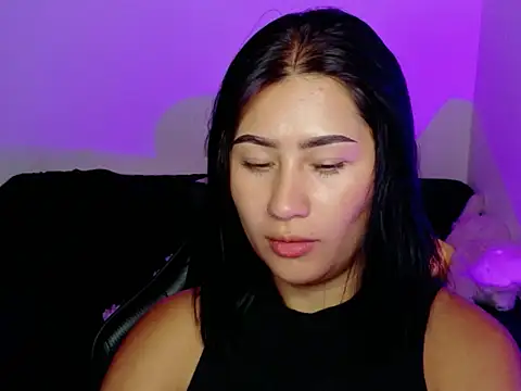Snapshot of EvelynLeen_ chatting on July 2026 09:17:02 PM EvelynLeen online show from July 2026 09:17:02 PM