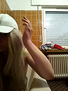 angelgirlmystery1 online show from April 2026 06:31:02 PM