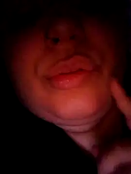 Snapshot of criscvwolff99 chatting on April 2026 03:51:02 AM criscvwolff99 online show from April 2026 03:51:02 AM