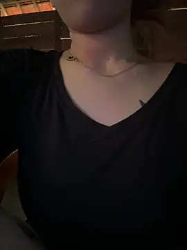 Snapshot of Sexx-12x chatting on April 2026 11:38:01 PM Sexx-12x online show from April 2026 11:38:01 PM