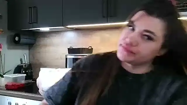 Snapshot of miss_preggie chatting on April 2026 01:27:01 PM miss preggie online show from April 2026 01:27:01 PM