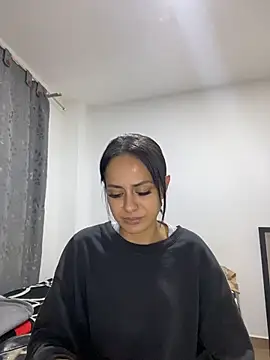 Snapshot of dream_party_4U chatting on April 2026 02:23:02 AM dream party 4U online show from April 2026 02:23:02 AM