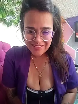 rochylinda online show from April 2026 03:25:02 PM