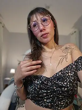 Snapshot of Mar_puentes chatting on July 2026 01:54:01 AM Mar puentes online show from July 2026 01:54:01 AM