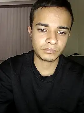 LuisLatinboyy online show from April 2026 01:27:01 AM