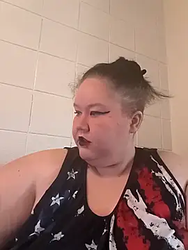 Snapshot of hisalphaqueen27 chatting on April 2026 04:23:01 PM hisalphaqueen27 online show from April 2026 04:23:01 PM