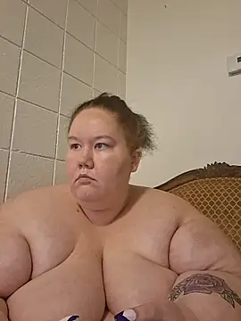 Snapshot of hisalphaqueen27 chatting on April 2026 05:12:02 AM hisalphaqueen27 online show from April 2026 05:12:02 AM