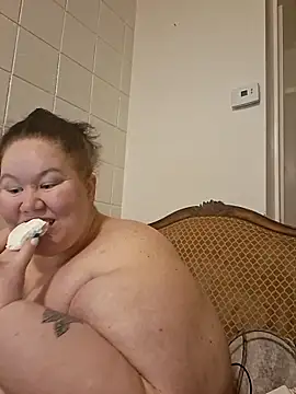 Snapshot of hisalphaqueen27 chatting on April 2026 07:45:01 AM hisalphaqueen27 online show from April 2026 07:45:01 AM