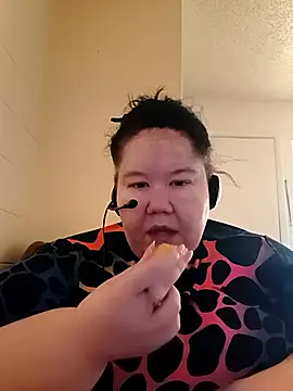 Snapshot of hisalphaqueen27 chatting on April 2026 06:26:01 PM hisalphaqueen27 online show from April 2026 06:26:01 PM