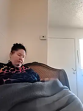 Snapshot of hisalphaqueen27 chatting on April 2026 07:58:02 PM hisalphaqueen27 online show from April 2026 07:58:02 PM