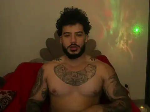 Snapshot of sinnei__ chatting on April 2026 02:31:01 AM sinnei online show from April 2026 02:31:01 AM