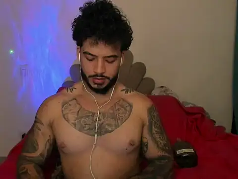 Snapshot of sinnei__ chatting on April 2026 05:56:02 AM sinnei online show from April 2026 05:56:02 AM