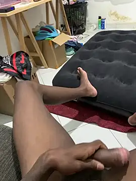 Snapshot of kcetepreto chatting on April 2026 02:44:02 AM kcetepreto online show from April 2026 02:44:02 AM