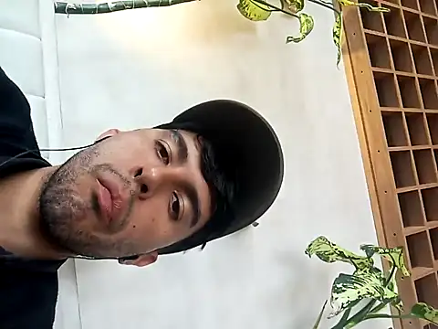 RodrigoColby2 online show from April 2026 07:18:02 PM