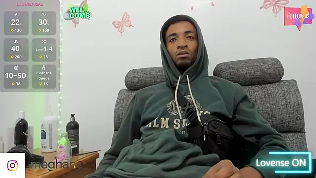 Snapshot of JustJaden chatting on April 2026 12:43:02 PM JustJaden online show from April 2026 12:43:02 PM