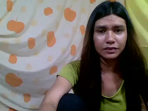 Snapshot of luna_veille chatting on May 2026 02:19:02 AM luna veille online show from May 2026 02:19:02 AM