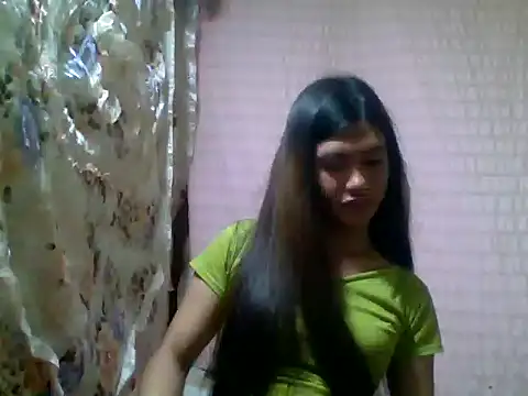 Snapshot of luna_veille chatting on May 2026 04:59:02 PM luna veille online show from May 2026 04:59:02 PM