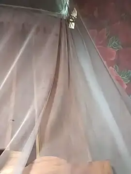 Snapshot of saya_006 chatting on April 2026 04:52:01 AM saya 006 online show from April 2026 04:52:01 AM