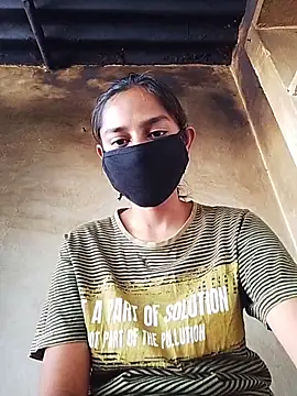 Snapshot of x_priya chatting on April 2026 07:15:02 AM x priya online show from April 2026 07:15:02 AM