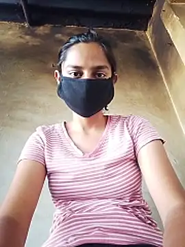 Snapshot of x_priya chatting on April 2026 07:53:01 AM x priya online show from April 2026 07:53:01 AM