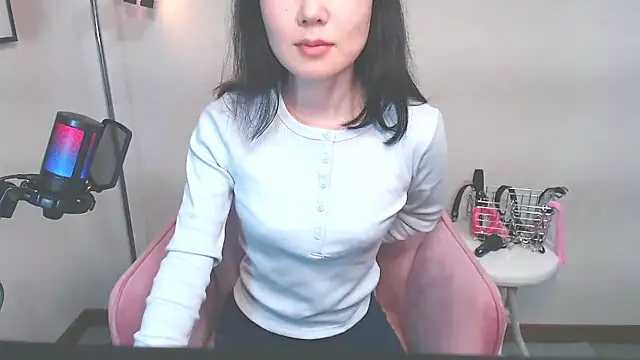 Miachan 01 online show from April 2026 12:27:02 AM