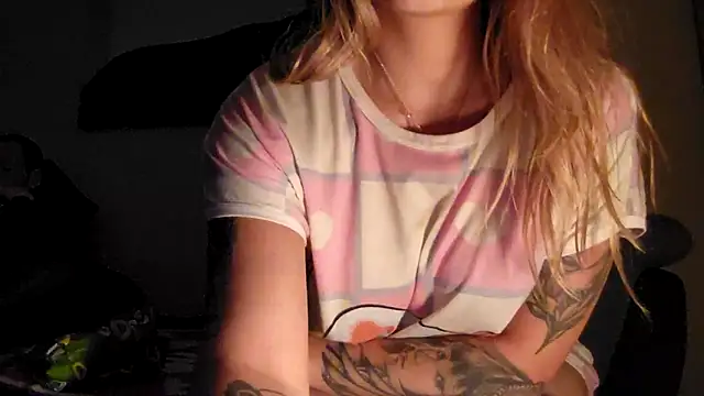 SilvyDiamond online show from April 2026 10:16:01 PM