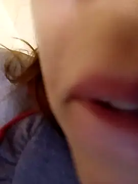 Snapshot of Nisrin_ay chatting on April 2026 06:52:01 AM Nisrin ay online show from April 2026 06:52:01 AM