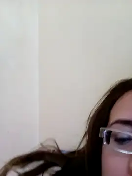 Snapshot of Nisrin_ay chatting on April 2026 07:31:02 PM Nisrin ay online show from April 2026 07:31:02 PM