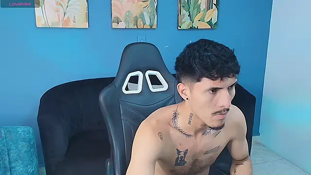 ALEXXXTREM69 online show from April 2026 12:10:01 PM