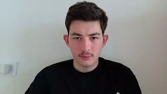 Snapshot of jonhy_merlinn chatting on April 2026 05:43:01 AM jonhy merlinn online show from April 2026 05:43:01 AM
