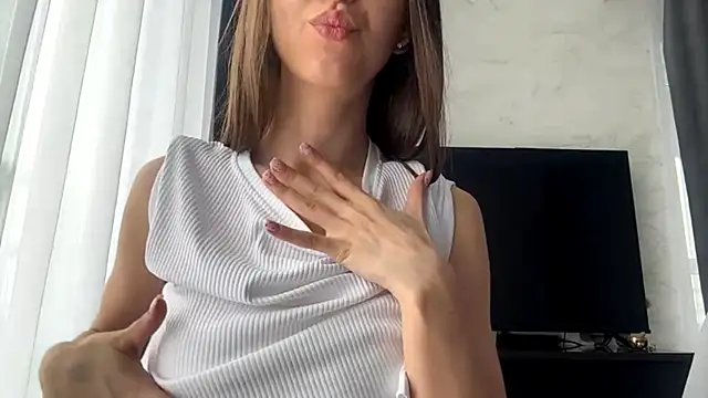 Snapshot of BrandyNorthcott chatting on April 2026 03:34:01 AM BrandyNorthcott online show from April 2026 03:34:01 AM