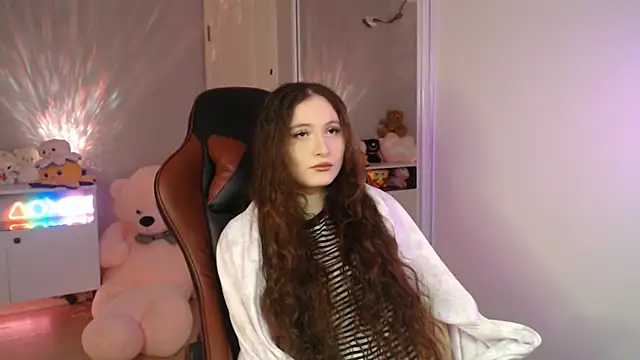 solitudebby online show from April 2026 10:21:02 PM