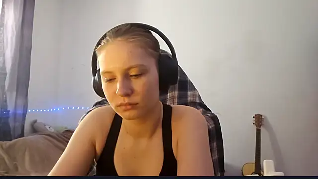 WesleyFrohling online show from April 2026 06:18:01 AM