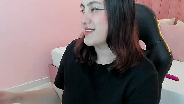 Snapshot of lilaa_sky chatting on May 2026 12:11:01 PM lilaa sky online show from May 2026 12:11:01 PM