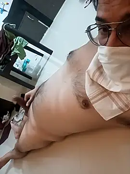 Snapshot of billboyhoney chatting on April 2026 07:18:02 PM billboyhoney online show from April 2026 07:18:02 PM