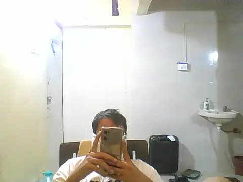 Snapshot of billboyhoney chatting on April 2026 01:29:02 PM billboyhoney online show from April 2026 01:29:02 PM