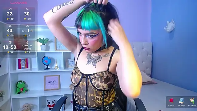 Snapshot of velveth_noir chatting on April 2026 02:13:02 PM velveth noir online show from April 2026 02:13:02 PM