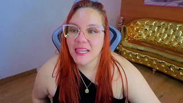 Snapshot of tezzaniut_t chatting on April 2026 12:54:01 PM tezzaniut t online show from April 2026 12:54:01 PM