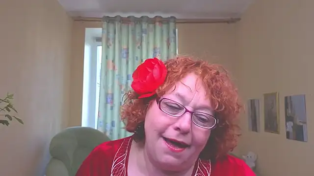 Snapshot of Fara_Flutte chatting on April 2026 05:33:01 AM Fara Flutte online show from April 2026 05:33:01 AM