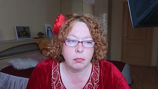 Snapshot of Fara_Flutte chatting on May 2026 10:33:02 AM Fara Flutte online show from May 2026 10:33:02 AM