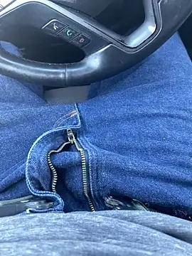 Snapshot of nerofu84 chatting on April 2026 04:18:01 PM nerofu84 online show from April 2026 04:18:01 PM