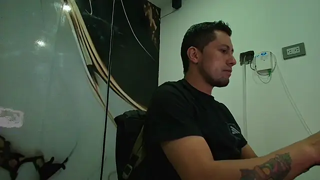 Snapshot of doko_Roxy chatting on April 2026 10:15:02 PM doko Roxy online show from April 2026 10:15:02 PM