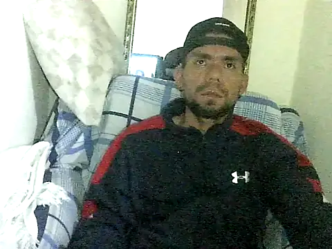 Snapshot of thomas2wood chatting on May 2026 12:19:01 AM thomas2wood online show from May 2026 12:19:01 AM