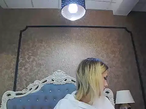 Ivy Quin online show from April 2026 03:24:01 AM